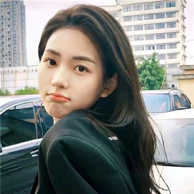 尸缠妖后海报